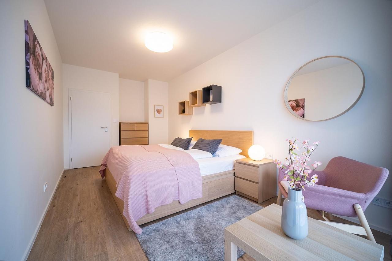 Apartman Lipnoport Lipno nad Vltavou Exteriör bild